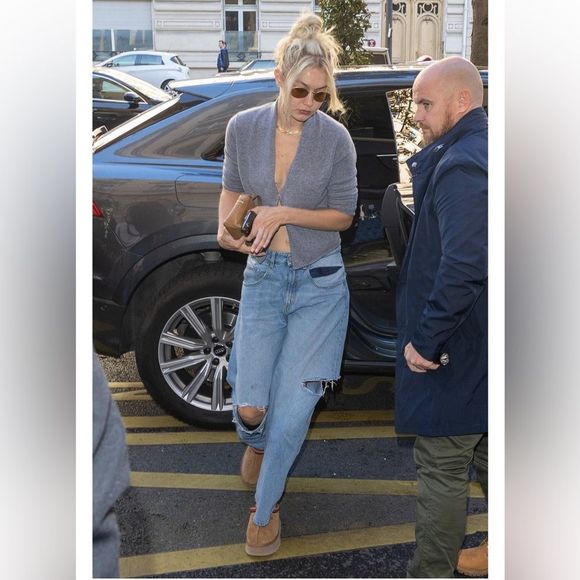 NWT UGG Tazz Platform Mule Slipper Clog Chestnut Women’s Size 8 - Picture 3 of 15